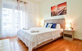 Athenian Sunny Apartment